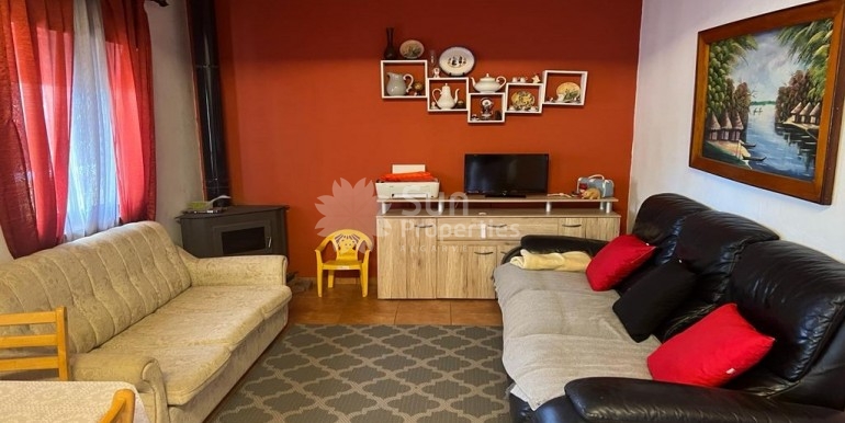 45da2af6-47e8-4959-ba3c-7e663732ce8b