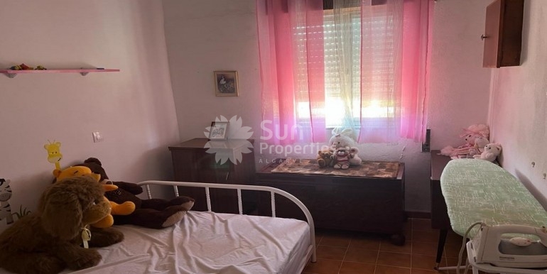 631437c3-9fcf-4ead-bc35-b85838712592