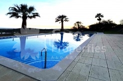 FANTASTIC TOWNHOUSE NEAR LOULE FOR SALE