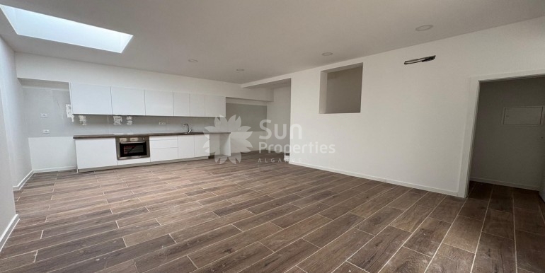 ad860d0f-a95f-4d66-ae84-fb5ea1cb6008