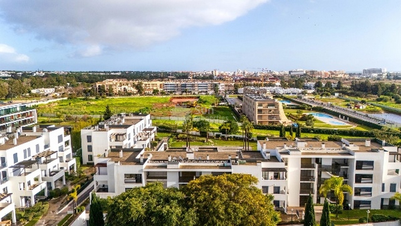 ELEGANT APARTMENT IN VILAMOURA FOR SALE
